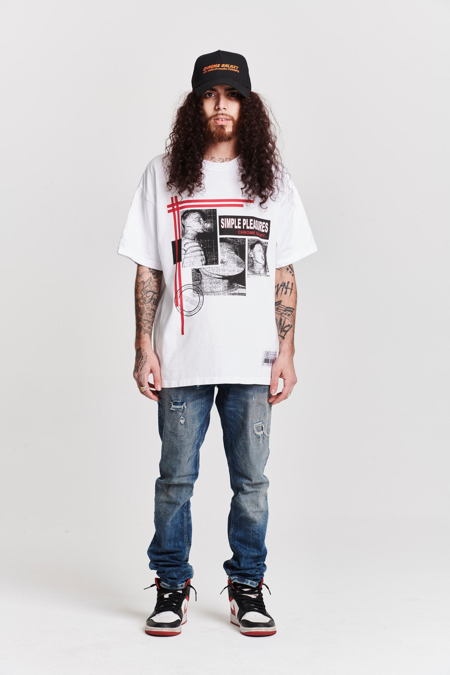 SIMPLE PLEASURES SHORT SLEEVE TEE WHITE