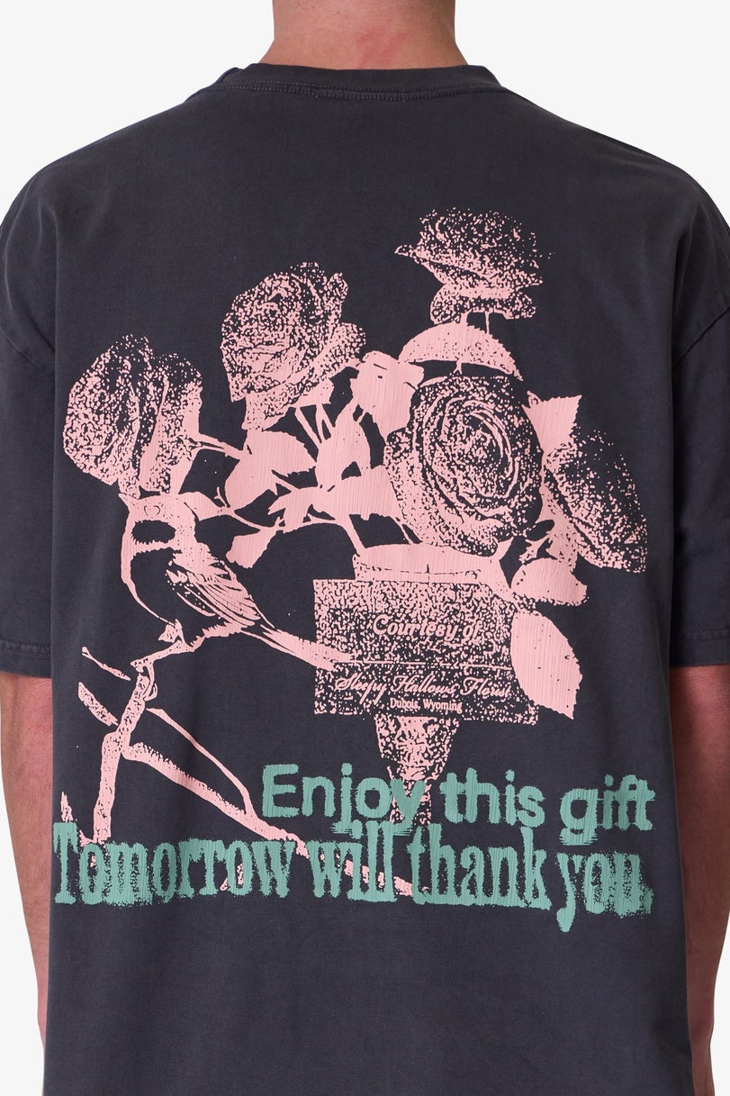 GIFT TEE