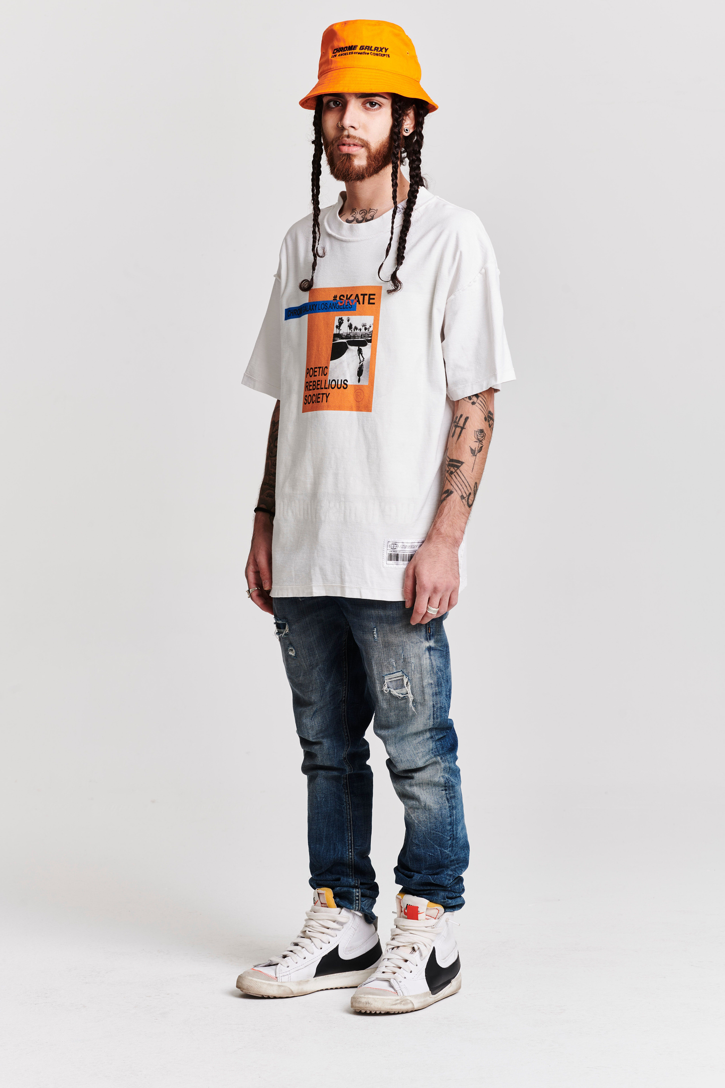 SKATE FRONT PRINT OVERSIZED T-SHIRT WHITE