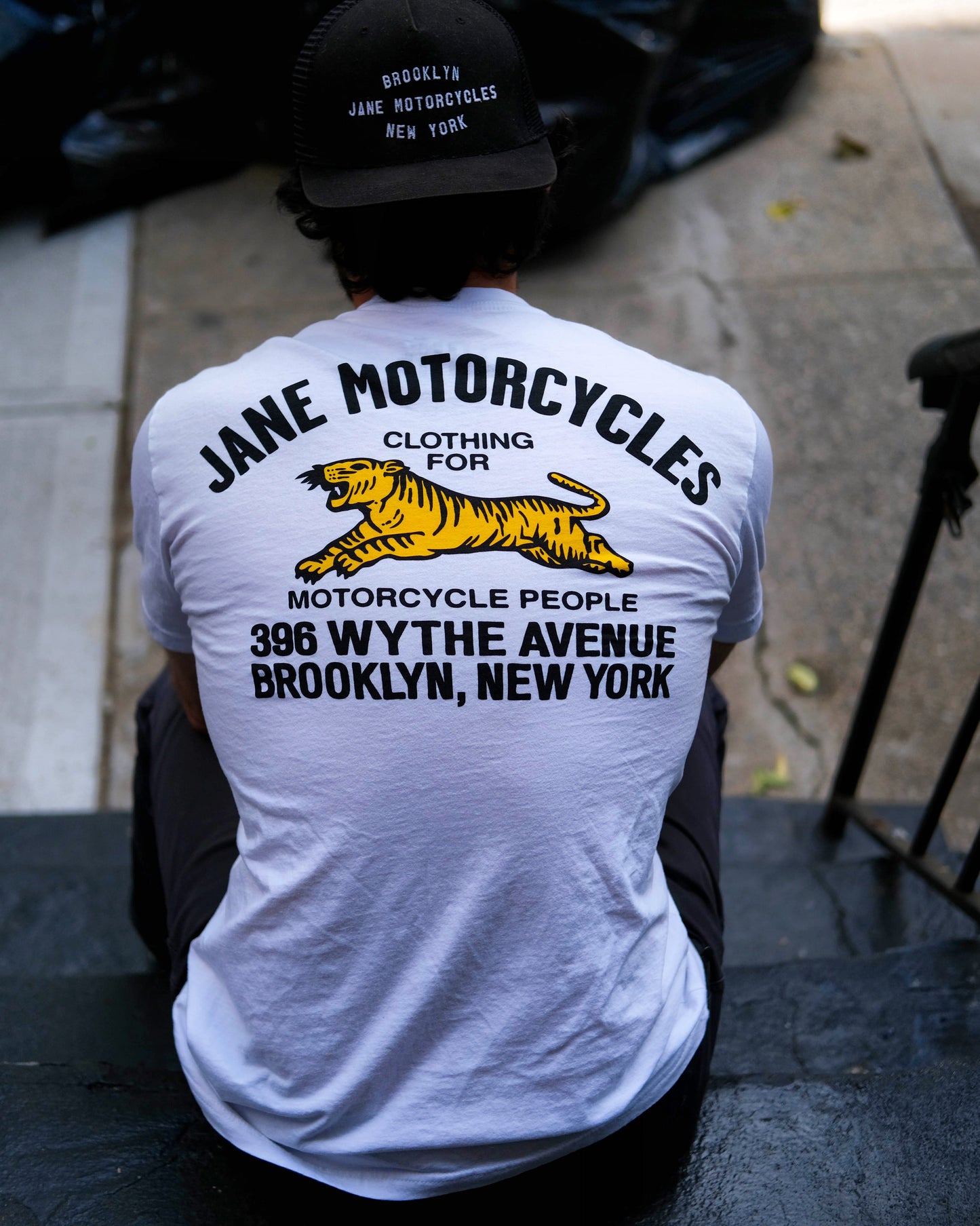 MULBERRY STREET SHORT SLEEVE T-SHIRT