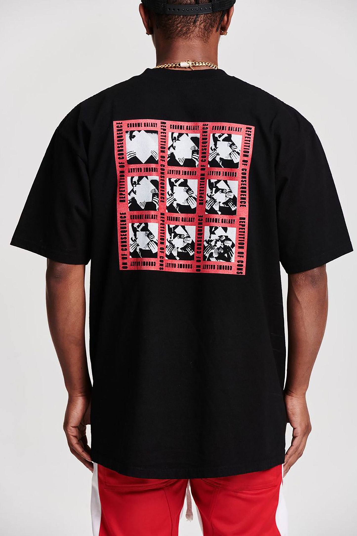 SQUARE RED OVERSIZED SHORT SLEEVE T-SHIRT BLACK