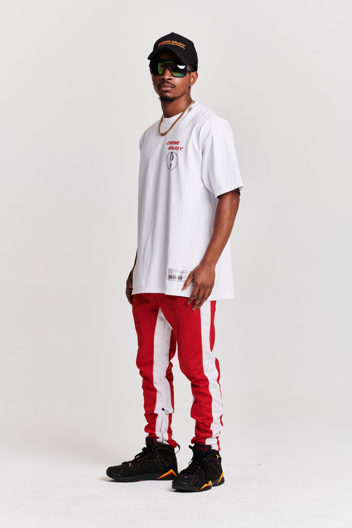 TARGET PIERCED BY LOVE OVERSIZED SHORT SLEEVE T-SHIRT WHITE