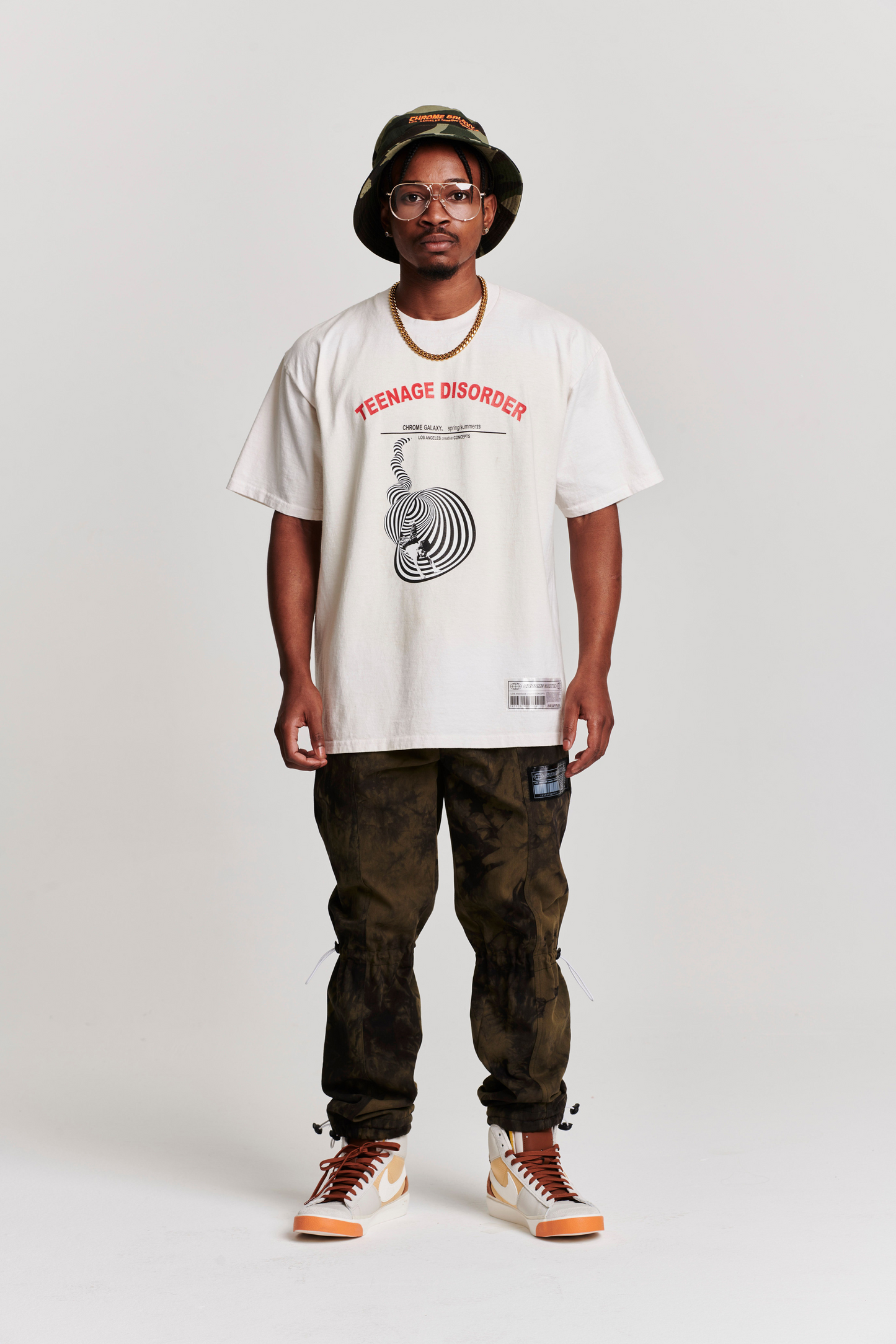 TEENAGE DISORDER OVERSIZED SHORT SLEEVE T-SHIRT CREME