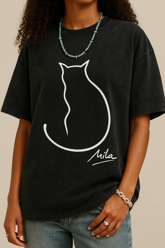 🐾 Mila Cat Line Art Washed T-Shirt