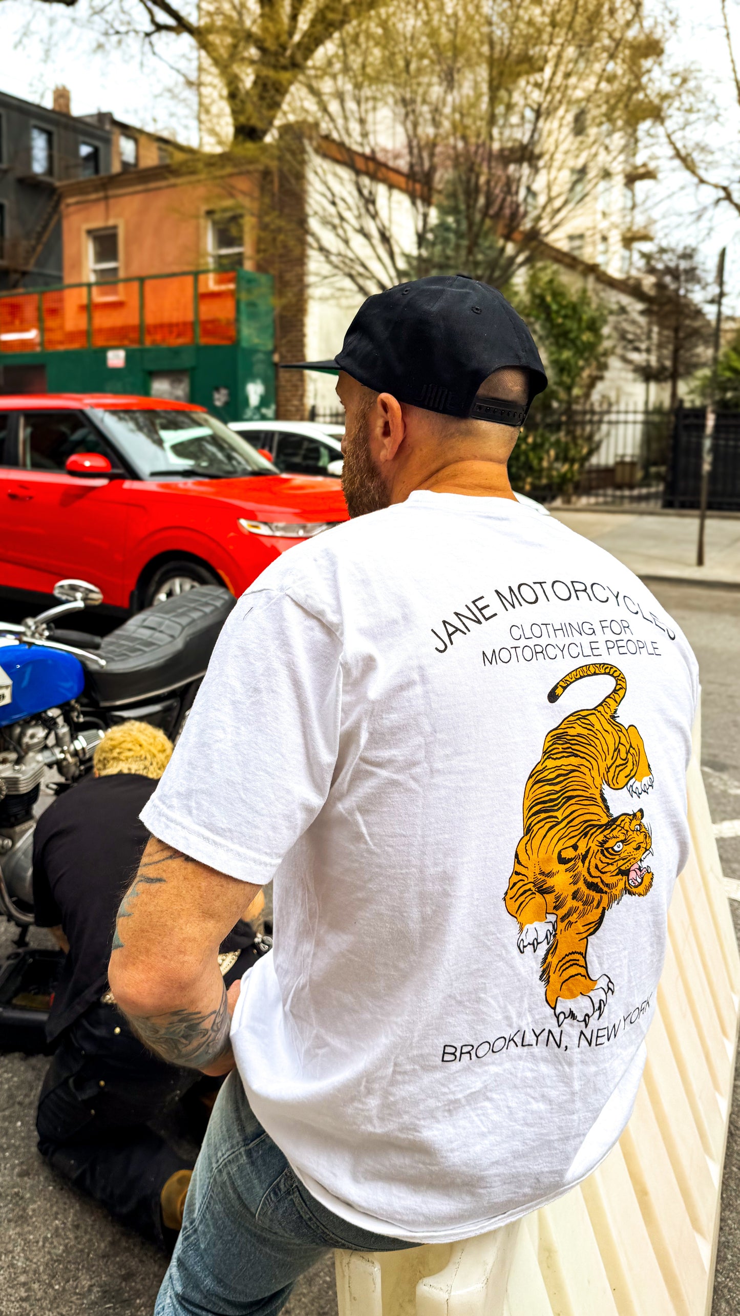MOTT STREET SHORT SLEEVE T-SHIRT