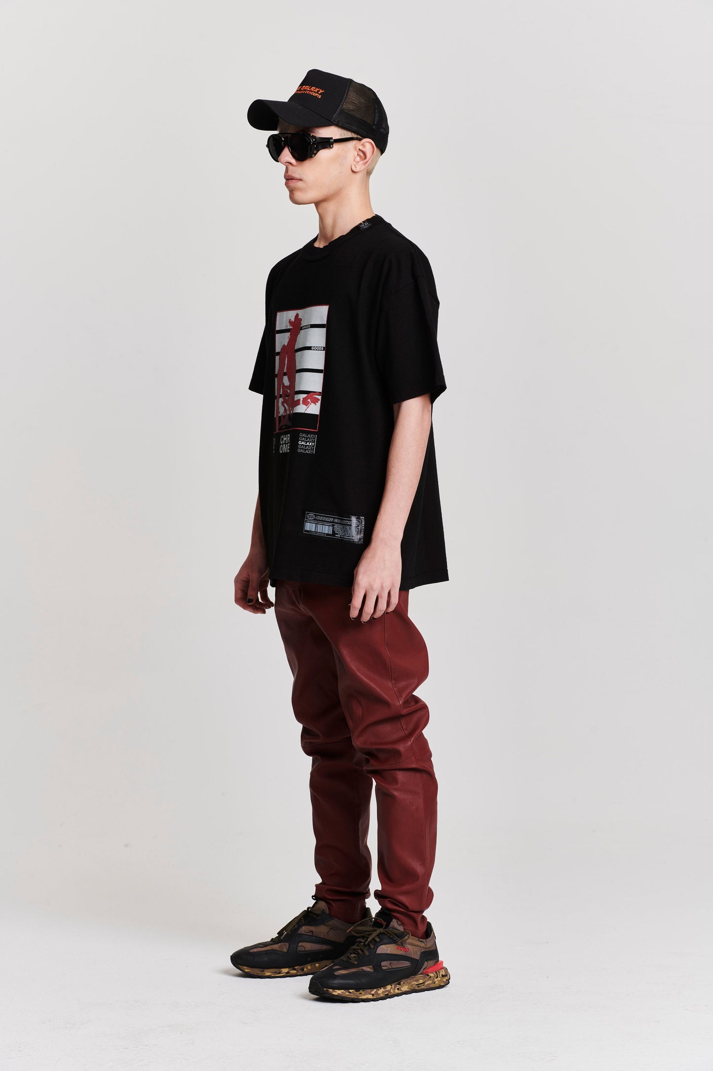 DAMIAGED GOODS ABSTRACT OVERSIZED SHORT SLEEVE T-SHIRT BLACK
