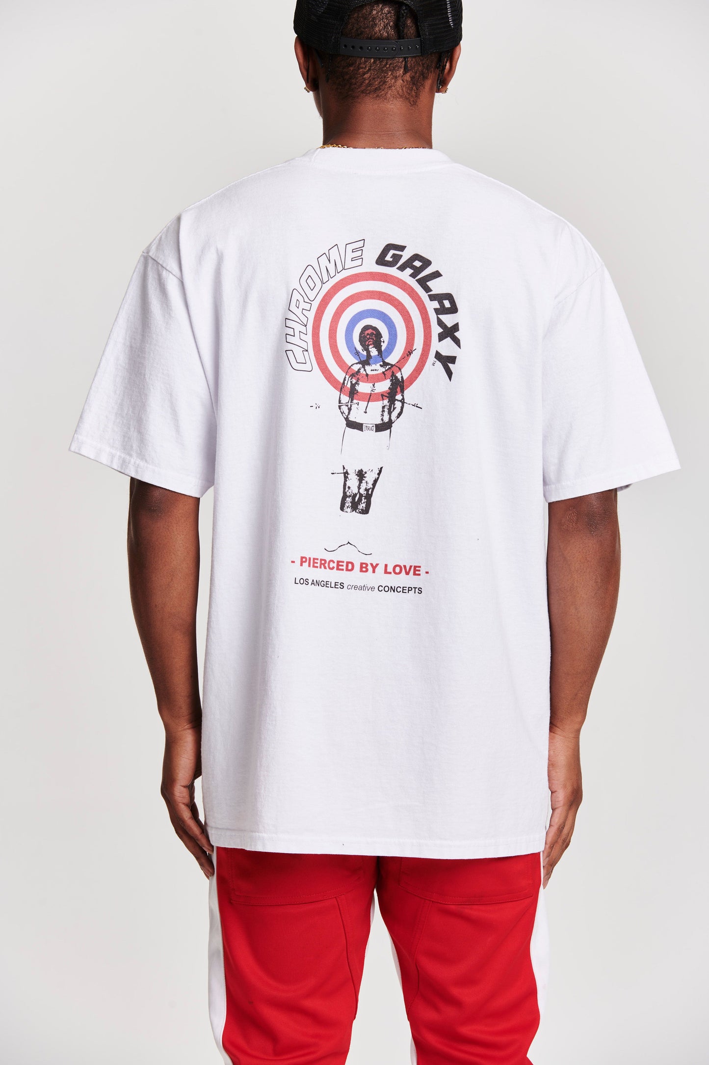 TARGET PIERCED BY LOVE OVERSIZED SHORT SLEEVE T-SHIRT WHITE